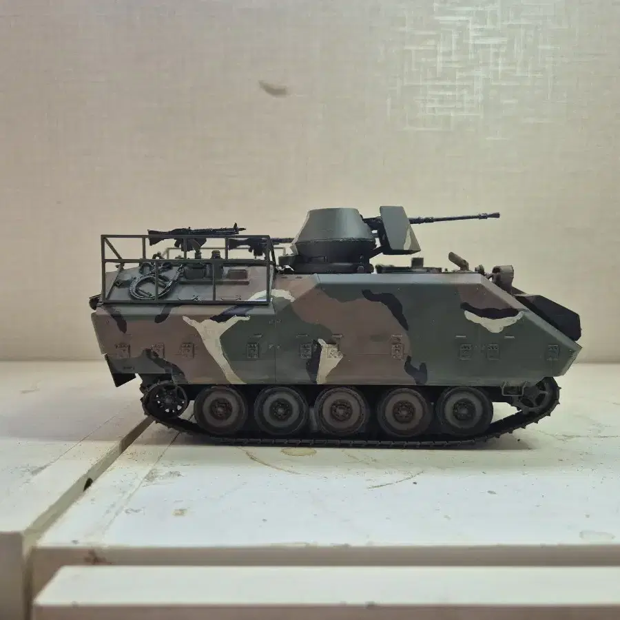 아카데미 1/35 K200A1 프라모델 도색작