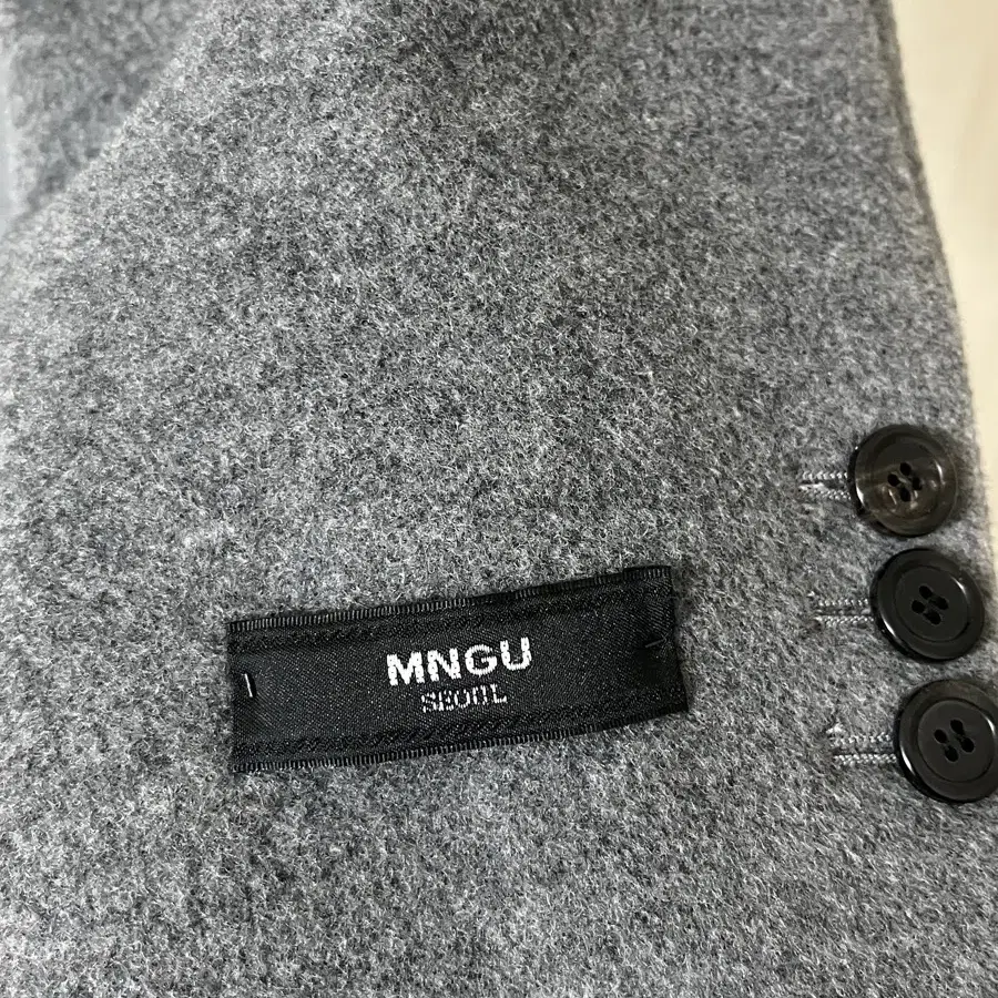 (L) MNGU 17FW 체스터필드 코트