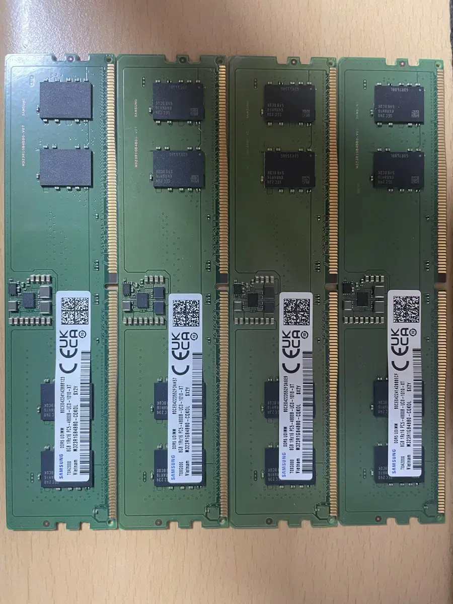 삼성 램 ddr5 4800 8g 4장 팔아요.