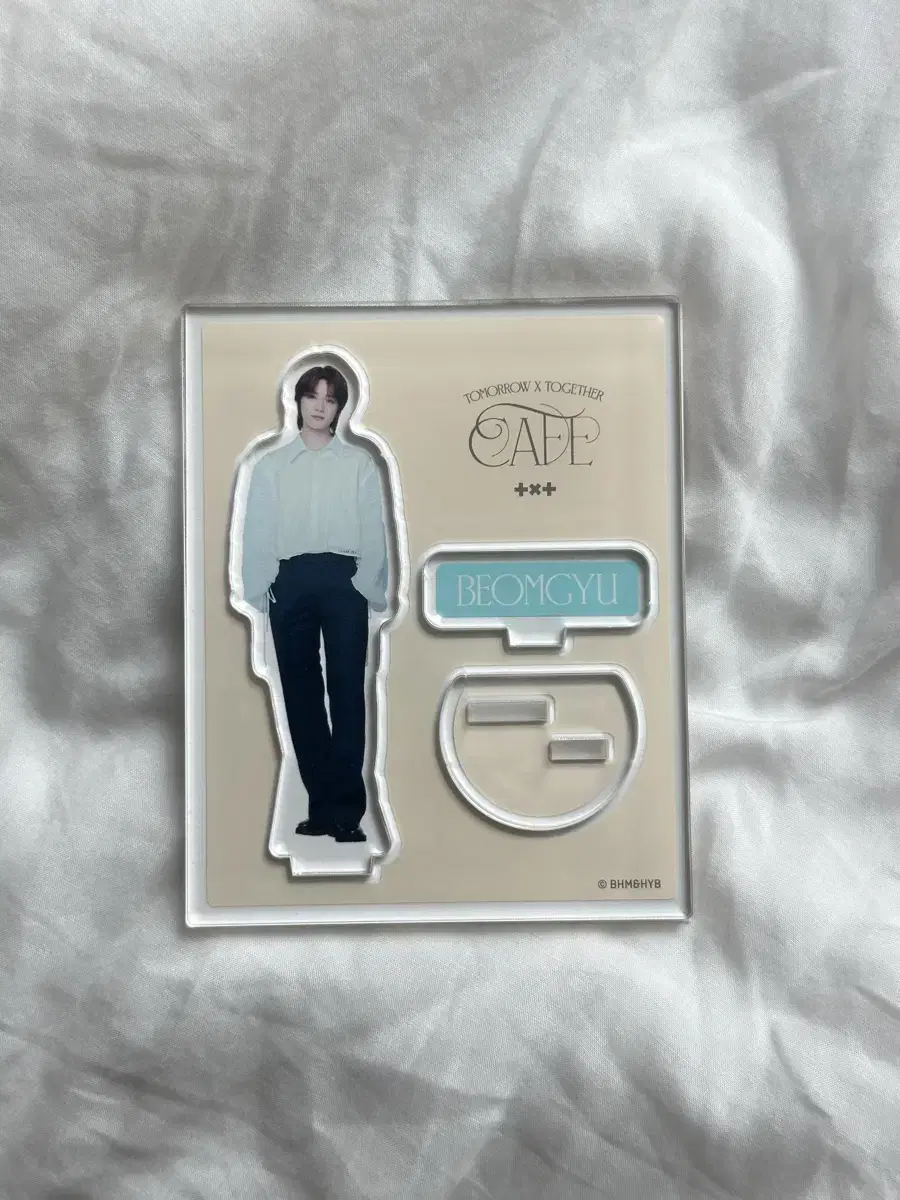 TXT txt Japanese Cafe Random Acrylic Standing beomgyu wts