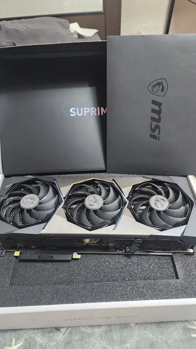 그래픽 3070ti msi suprim