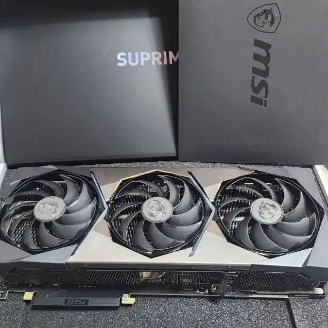 그래픽 3070ti msi suprim