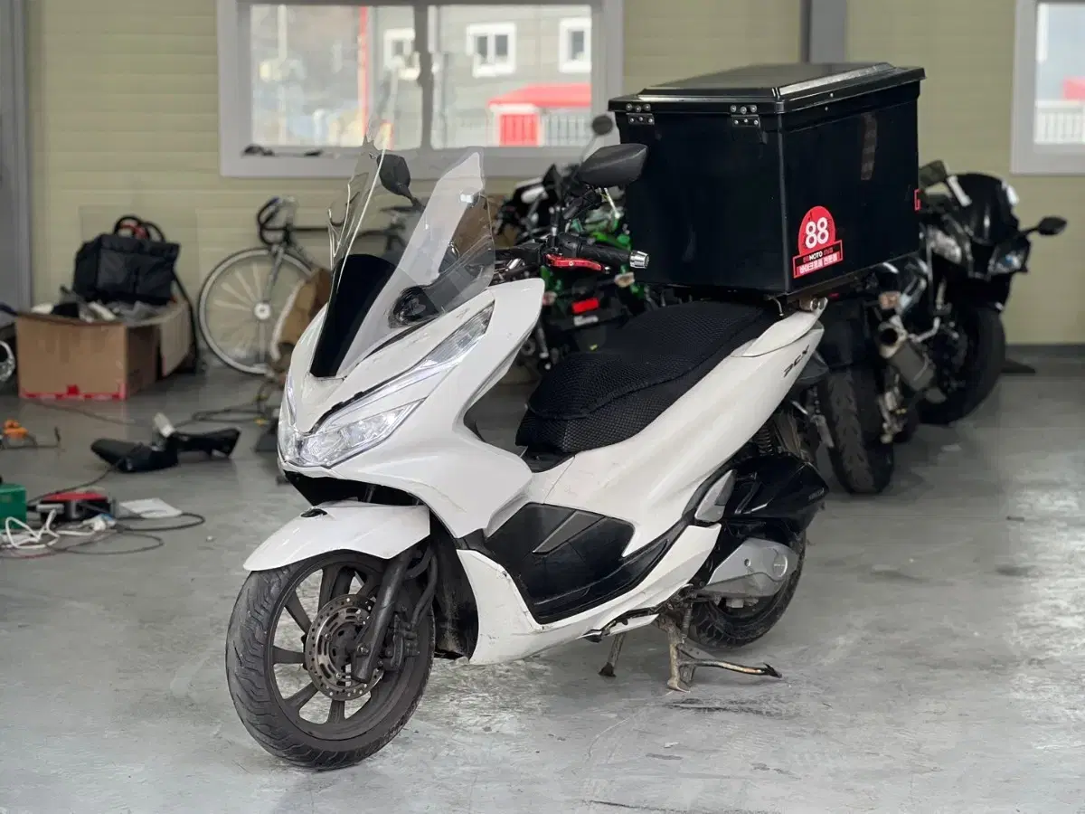 pcx125 20년식 판매합니다