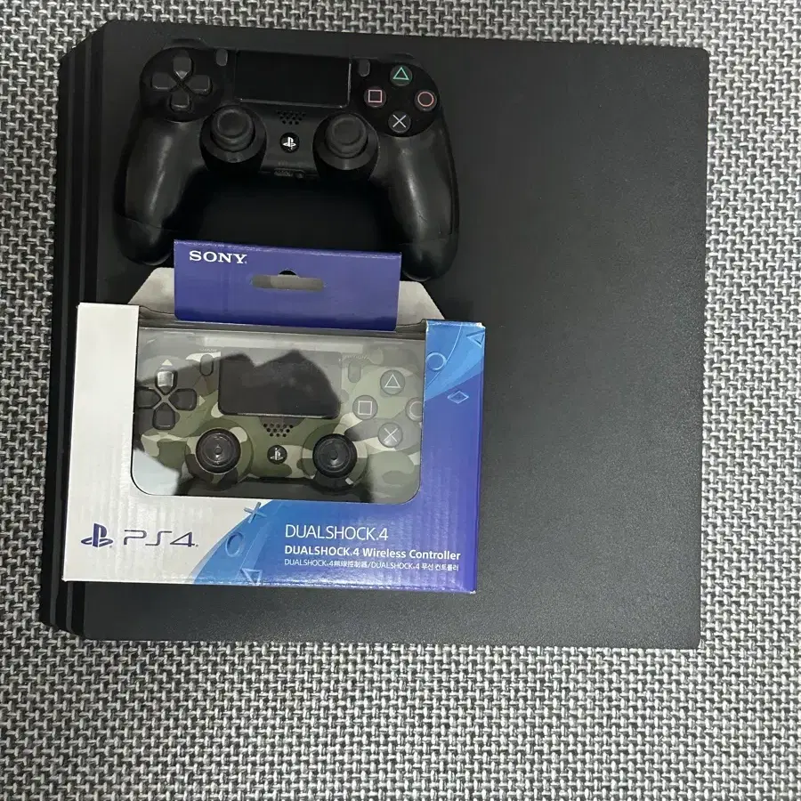 PS4 플스4 PRO 1TB 7117B