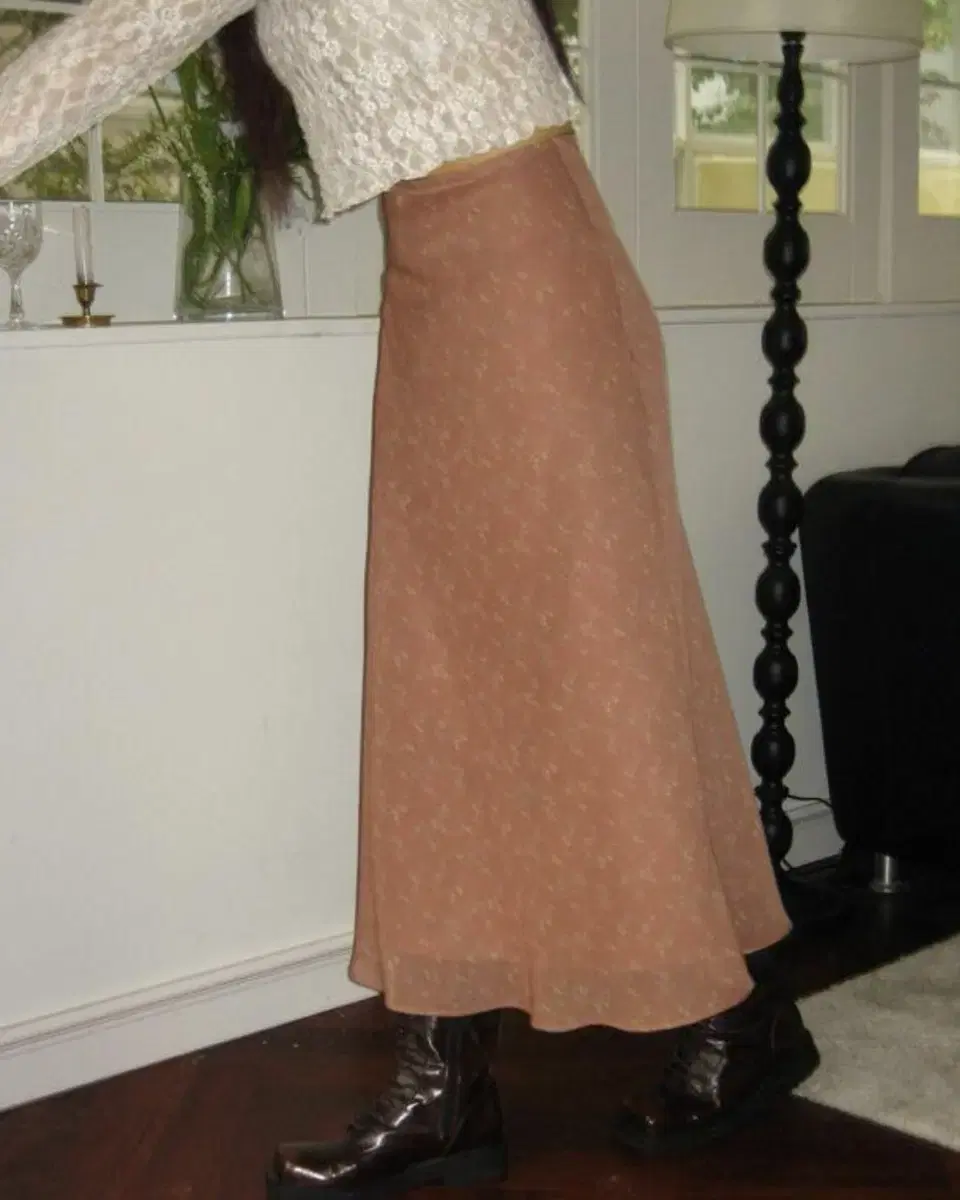 루루서울 스커트 modern flower skirt