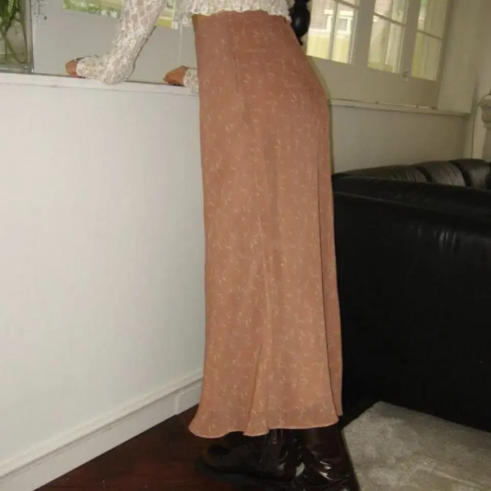 루루서울 스커트 modern flower skirt