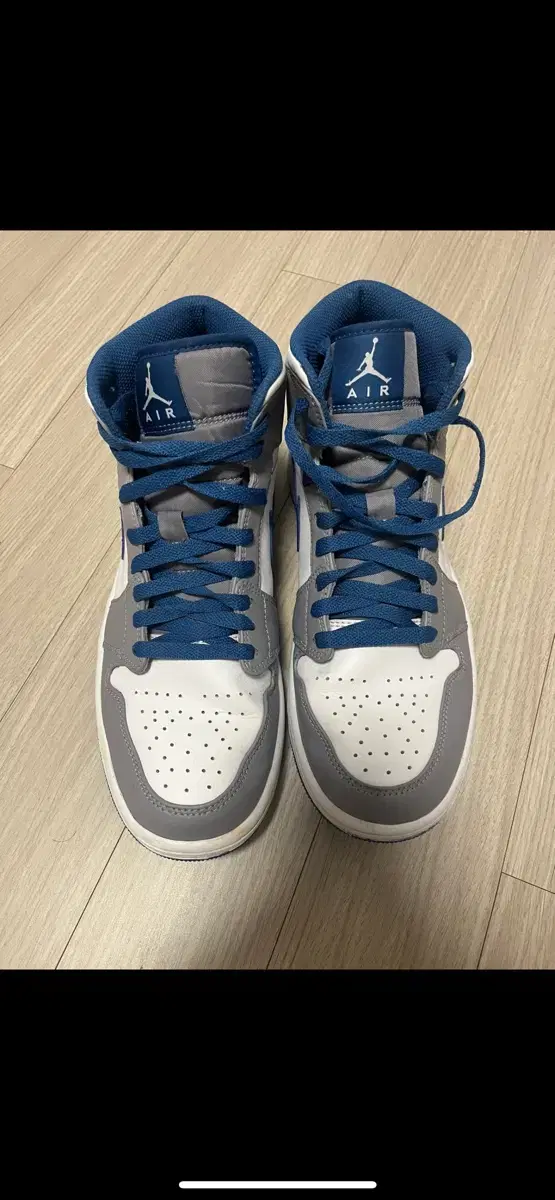 조던1 미드 Jordan 1 Mid Cement Grey True Blu