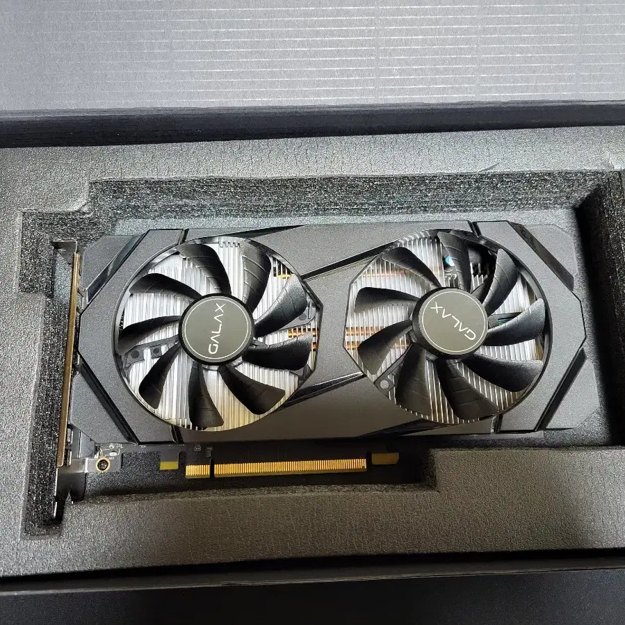 그래픽카드 GALAX GTX 1660TI