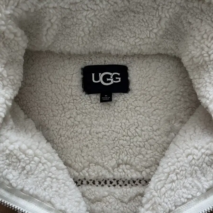 어그 UGG 마를린자켓 플리스자켓