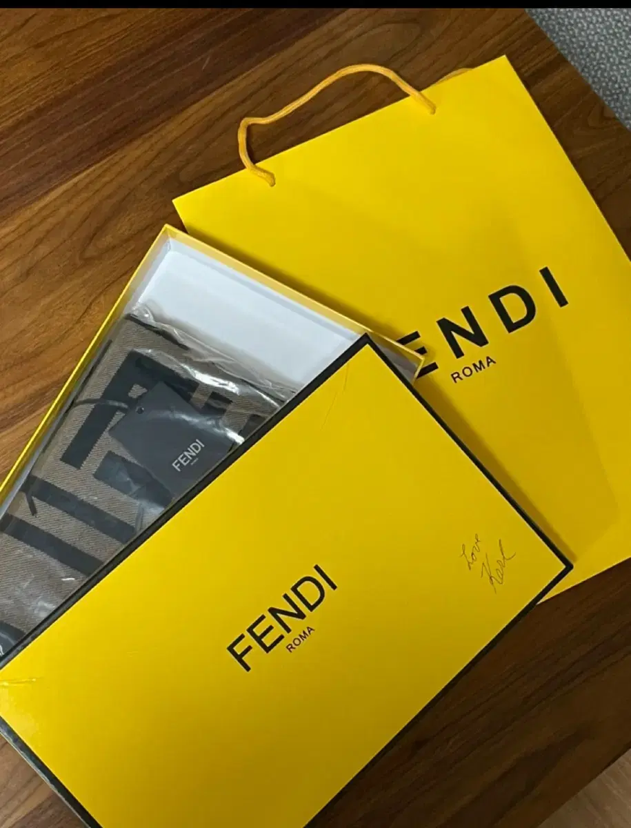 FDNDI style scarf