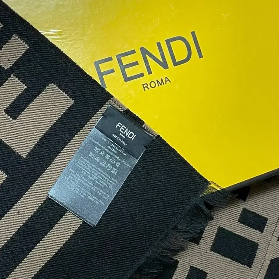 FDNDI 스타일 스카프