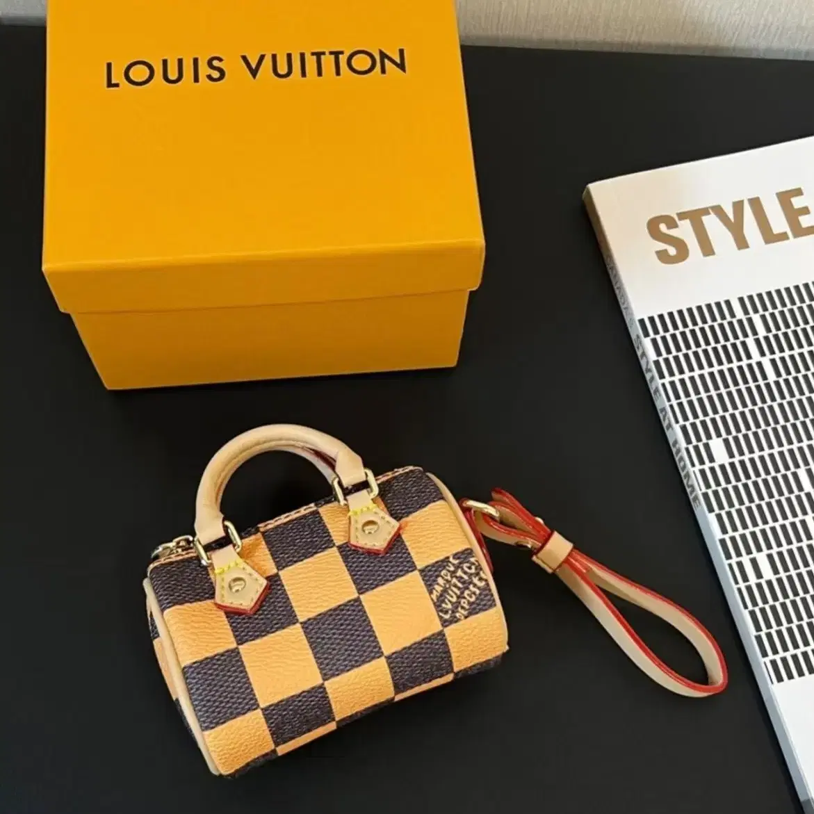 루이비통 LOUIS VUITTON 정품 가방 가방 장식