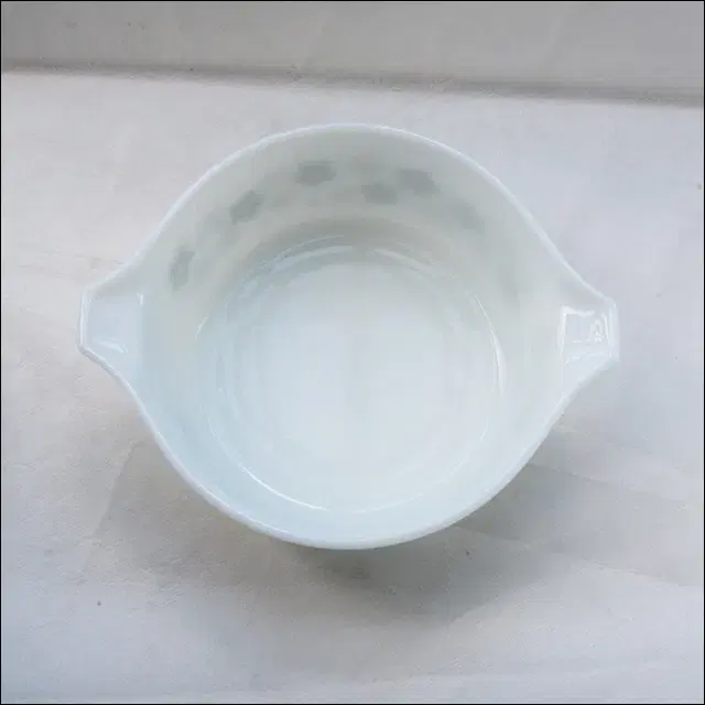 빈티지 pyrex 파이렉스 캐서롤 (약 높이 6cm, 지름 19cm)