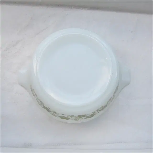 빈티지 pyrex 파이렉스 캐서롤 (약 높이 6cm, 지름 19cm)