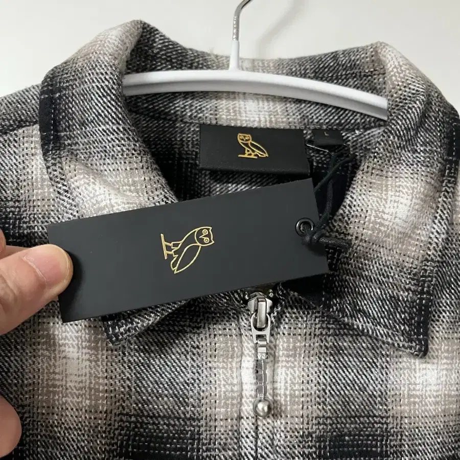 OVO 드레이크 LS WOVEN SHIRT 블랙 L 새상품 팝니다