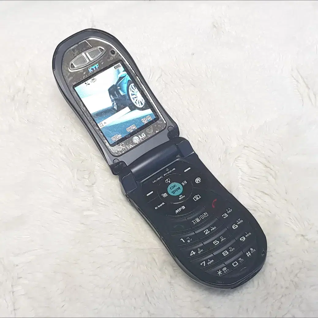 LG-KP4100 스포츠카폰 블랙 색상_폴더폰(옛날폰)