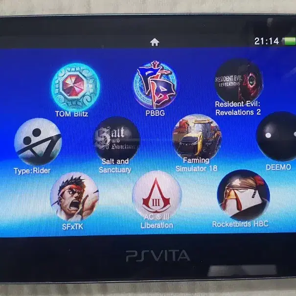 Psvita1005 OLED (A+급, 128G, 게임많음)판매합니다