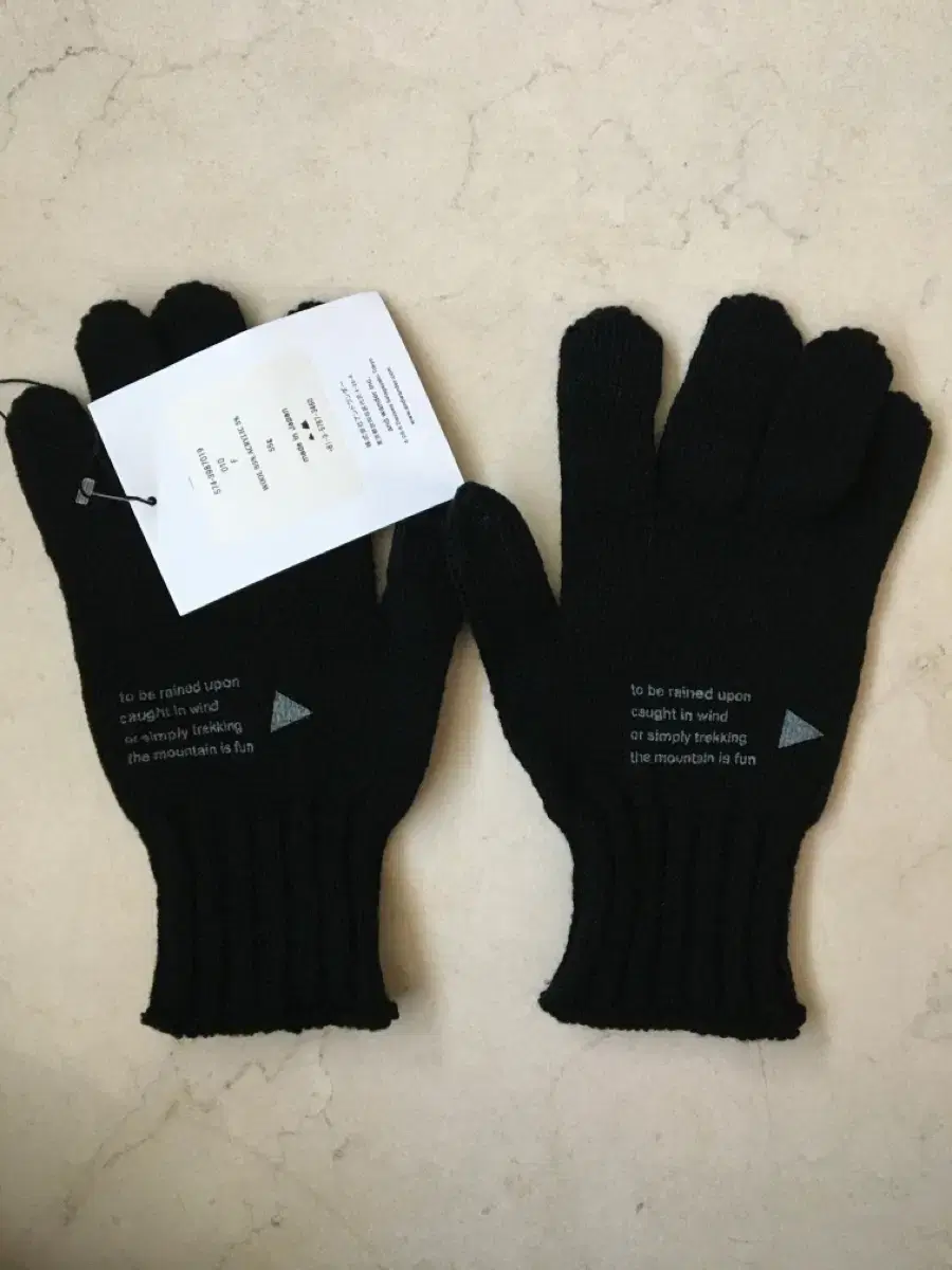 앤드원더 and wander wool knit glove