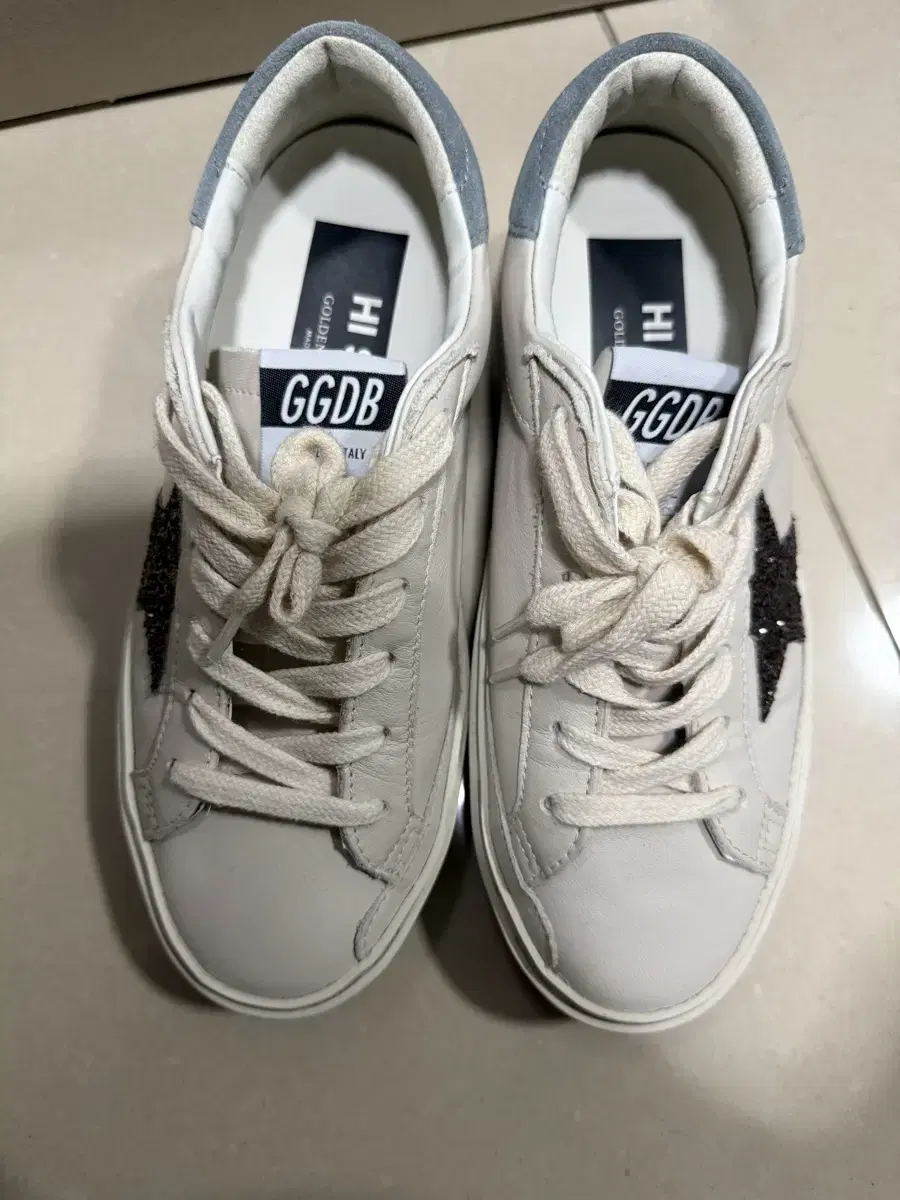 (35) Golden Goose Highstar Leather Glitter Star White Bloo