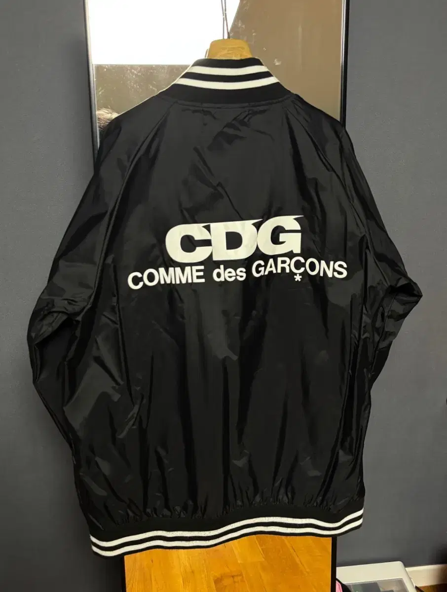 [XL] CDG 바시티 자켓