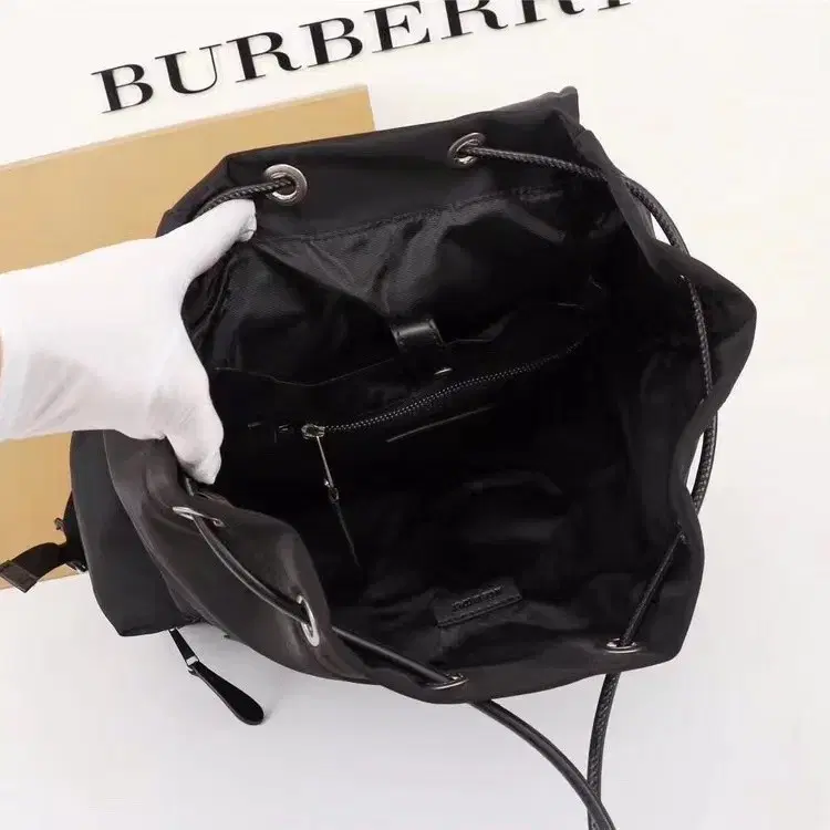 Burberry버버리 배낭