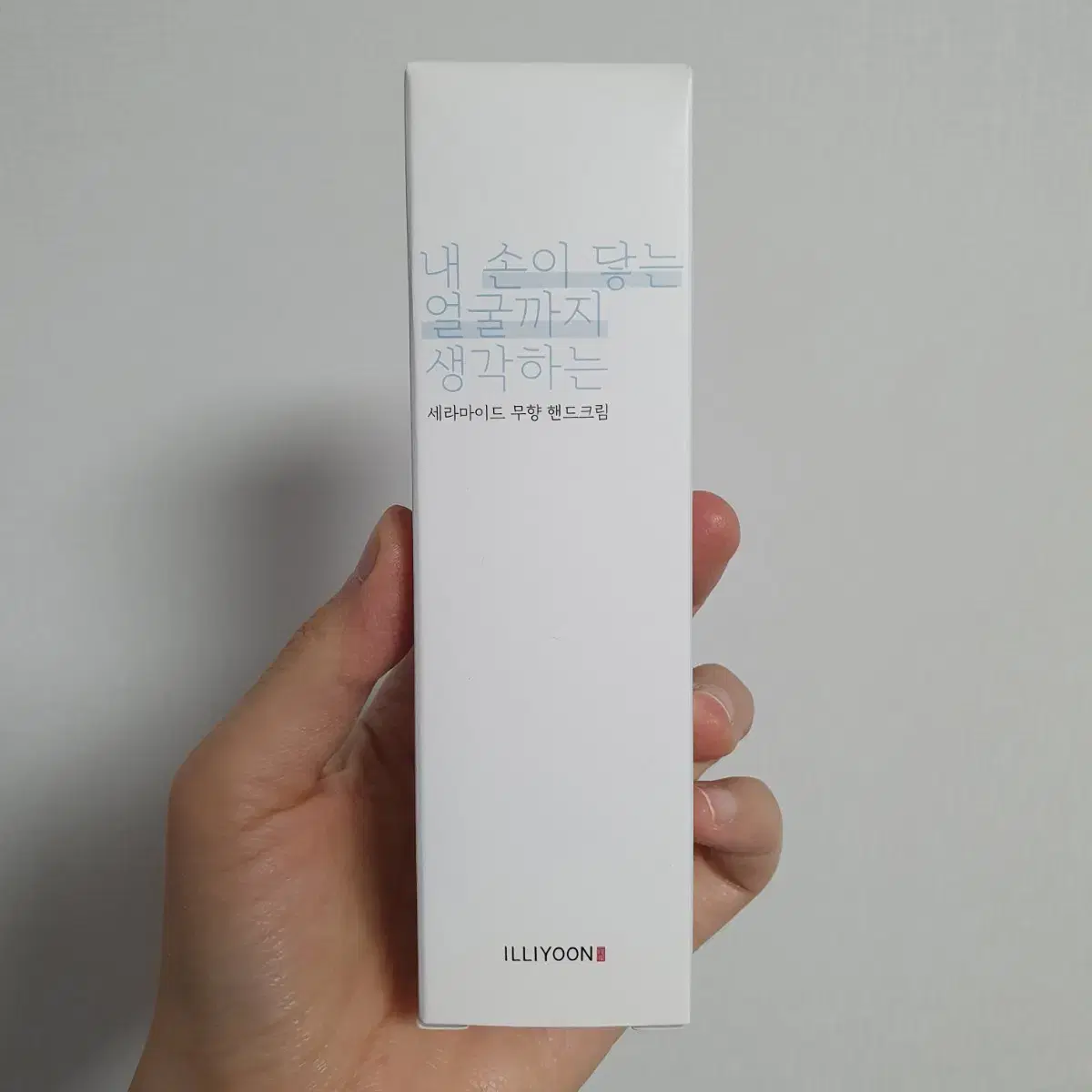 (미개봉 새상품) 일리윤 세라마이드 무향 핸드크림 50ml