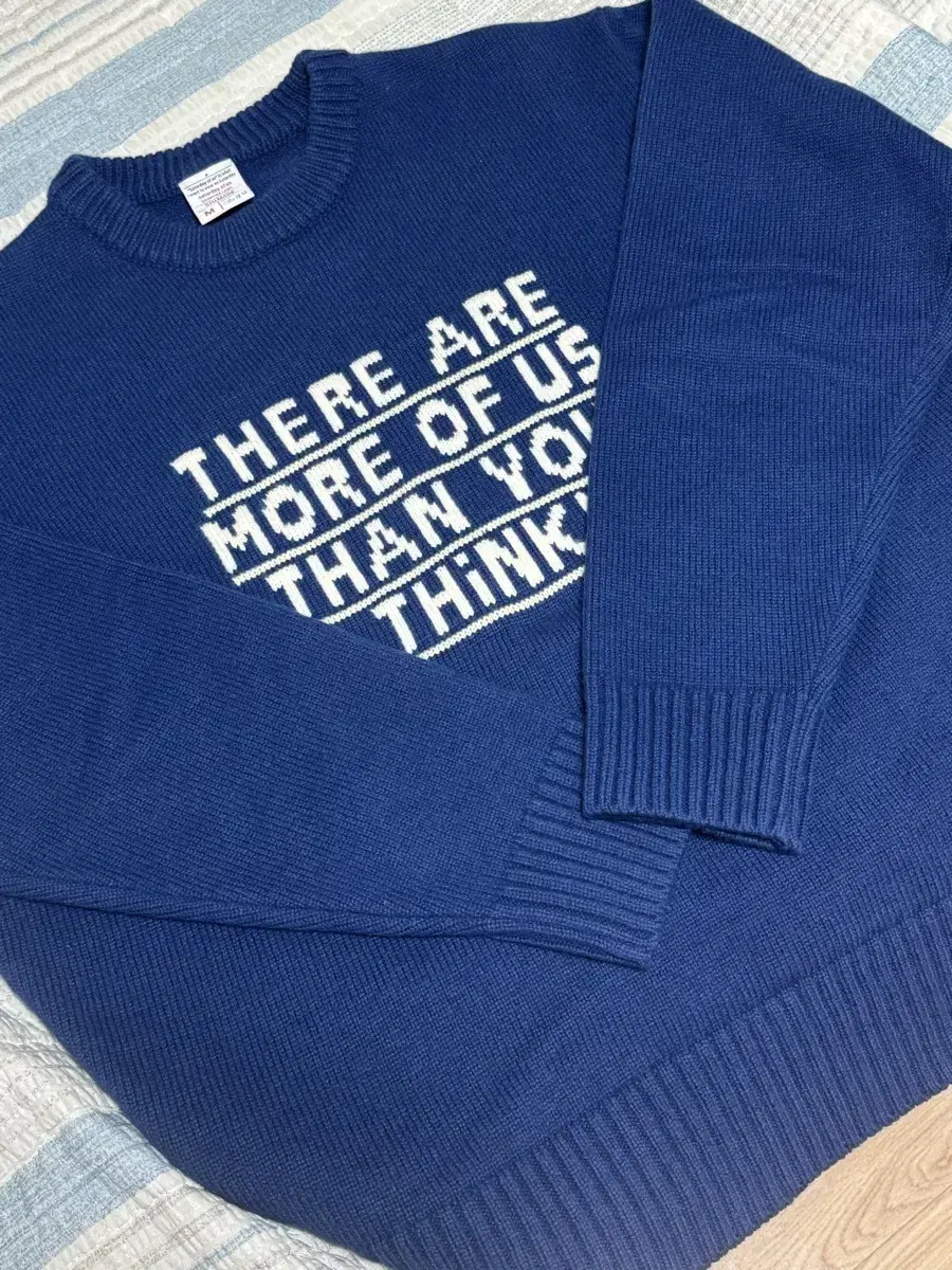 STU Lettering bloo Knit sells (M)