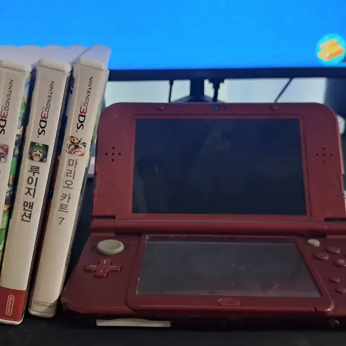 닌텐도 3DS xl 과 게임칩 6개