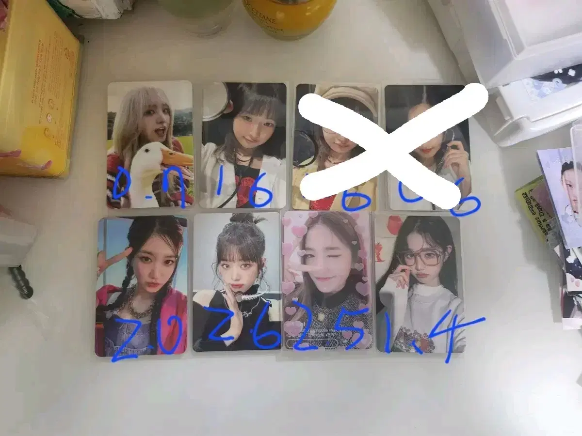 See back pic) ive photocard wts cheap!