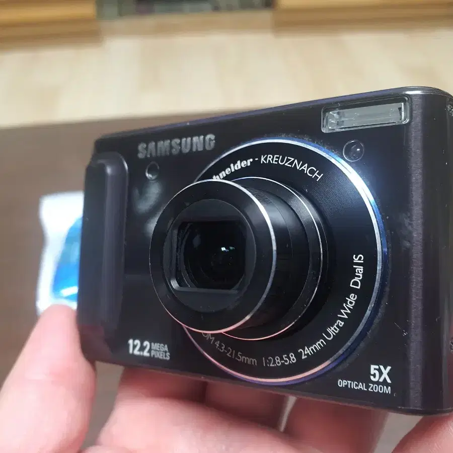 삼성 VLUU WB1000