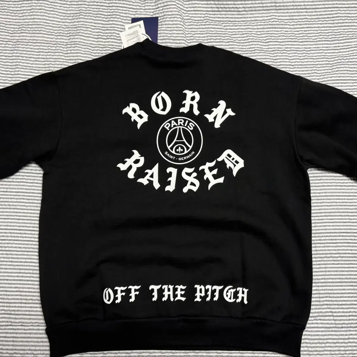 본앤레이즈 x 파리생제르망 스웻셔츠 Born x Raised x PSG