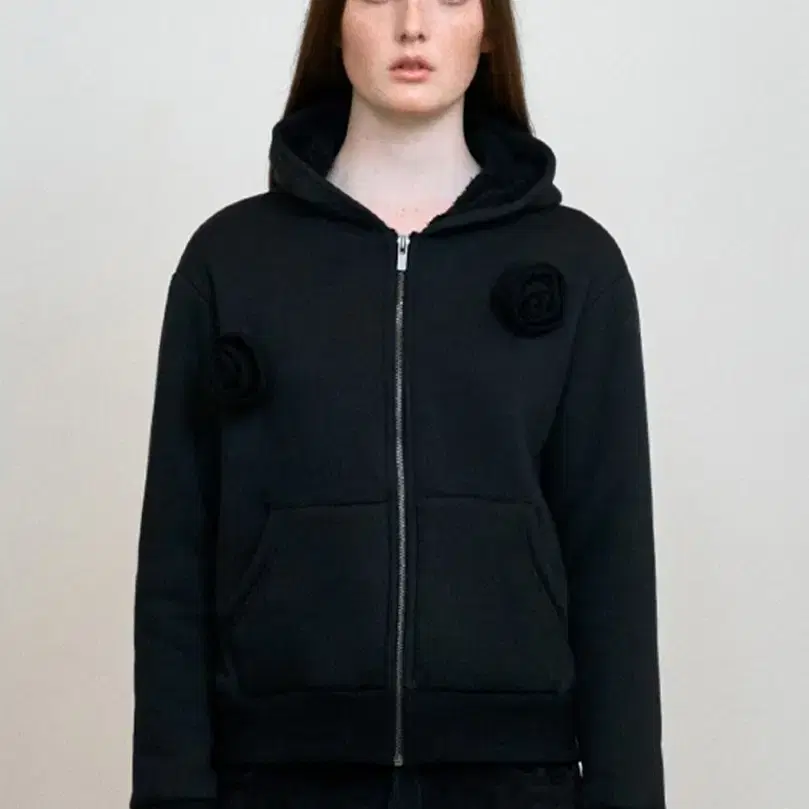 Shearing Flower Zip Hoodie-Black