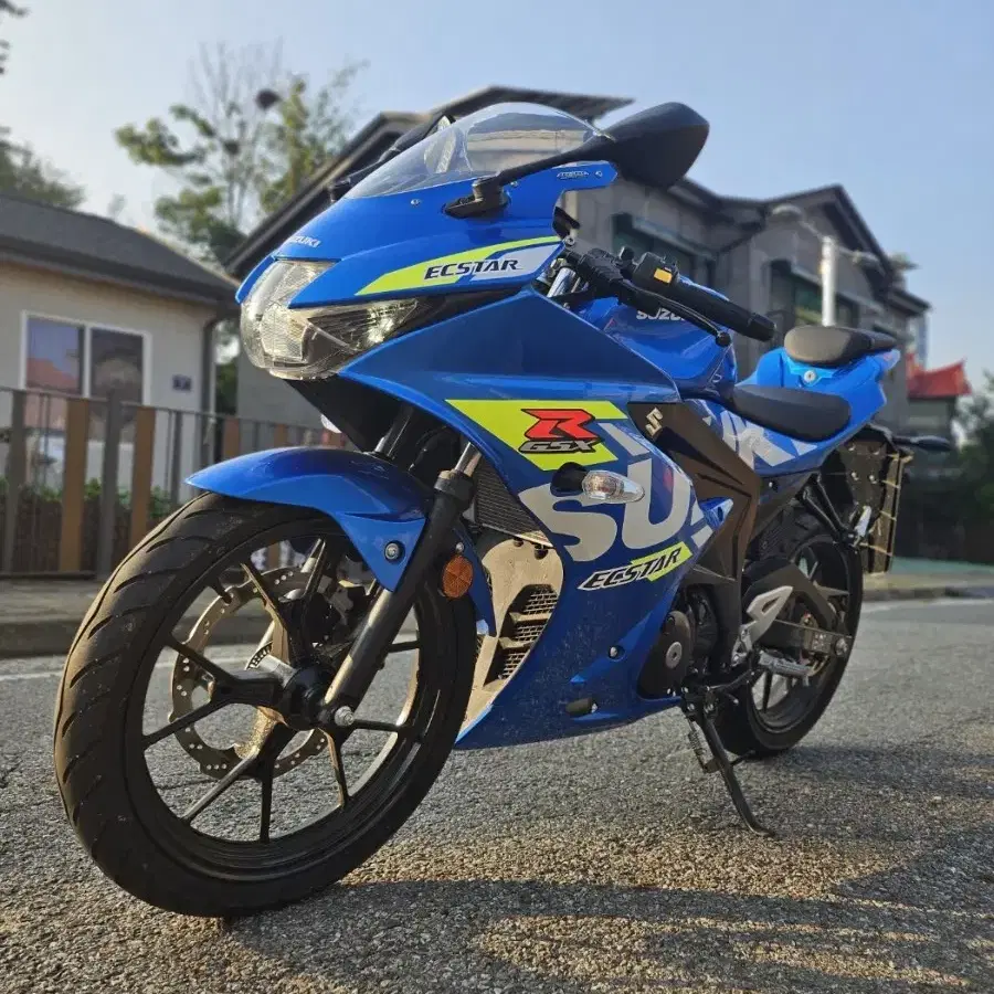 신차보증)A급 신차컨디션 스즈키 gsx-r125 24년형 1천키로 판매