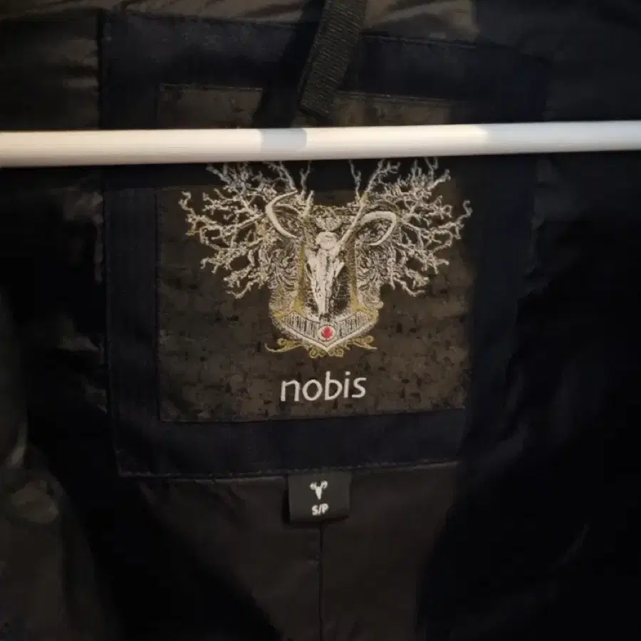 노비스 메리디스 여성 패딩 nobis