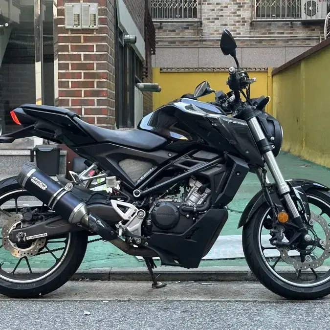 CB125R 2018년식 15,3xx 팝니듀