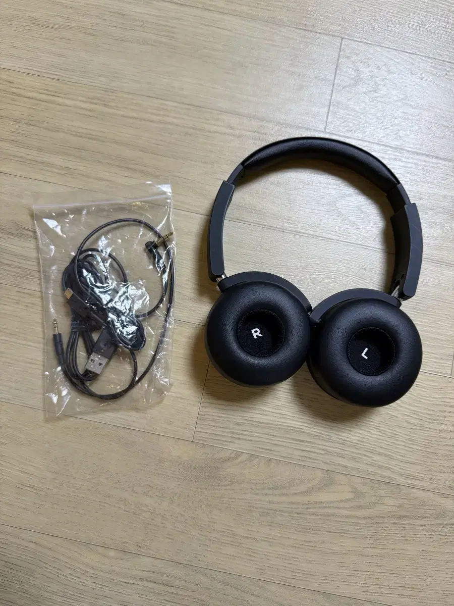 AKG Y50BT 헤드셋