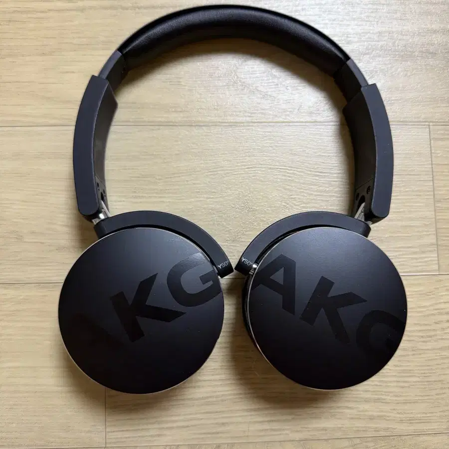 AKG Y50BT 헤드셋