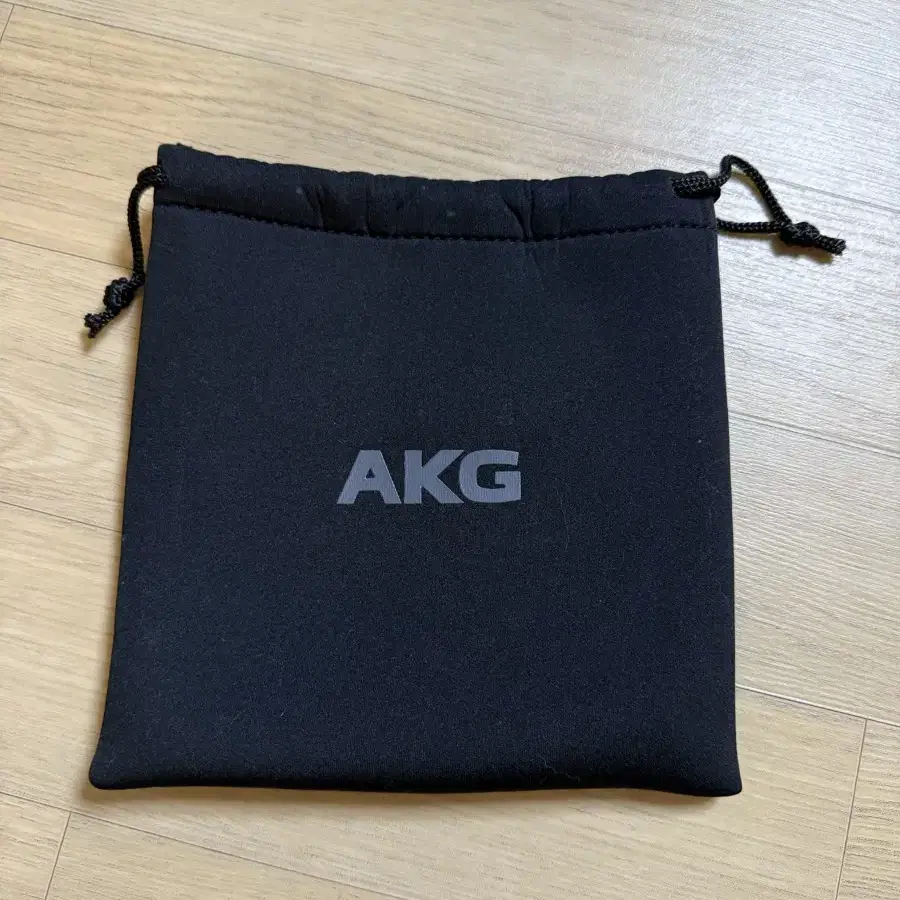 AKG Y50BT 헤드셋