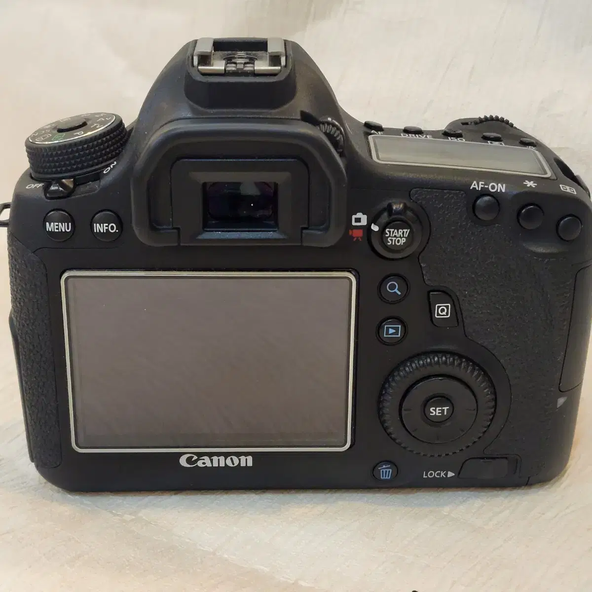 [중고]캐논 정품 EOS 6D 바디 컷수8562컷