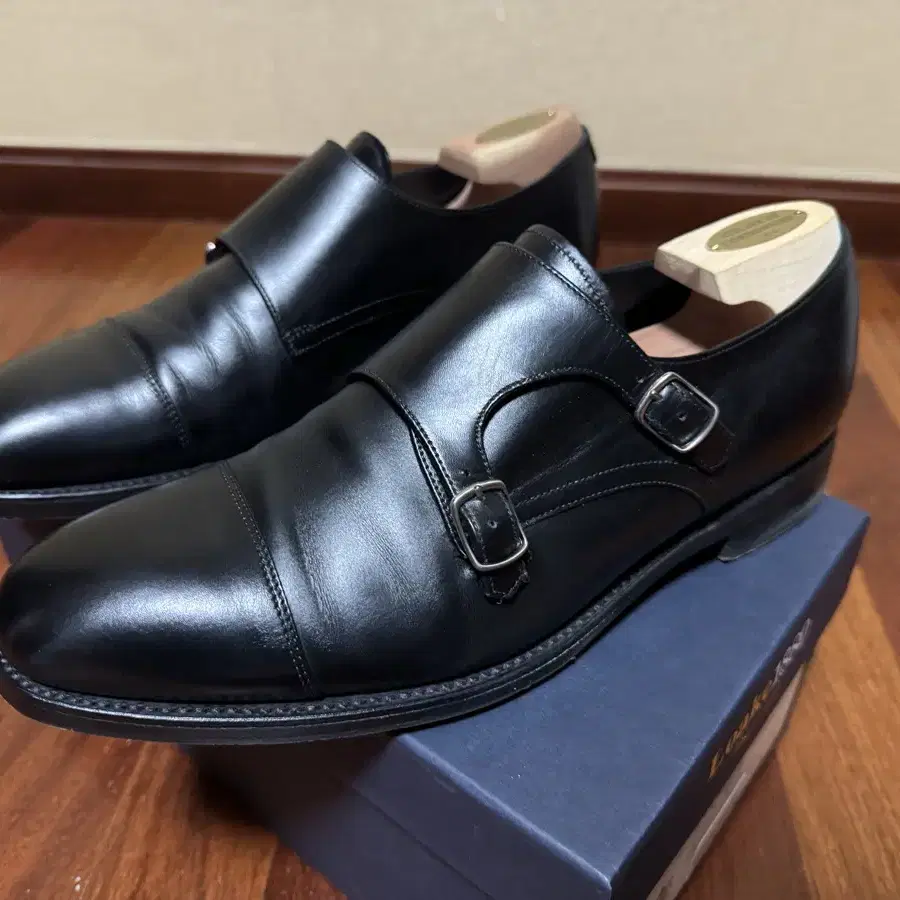 Loake 로크 1880 캐논 더블 몽크스트랩 uk8.5판매