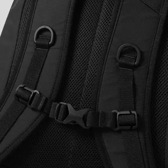 디스이스네버댓 SP-Logo Field Backpack 28 Blac