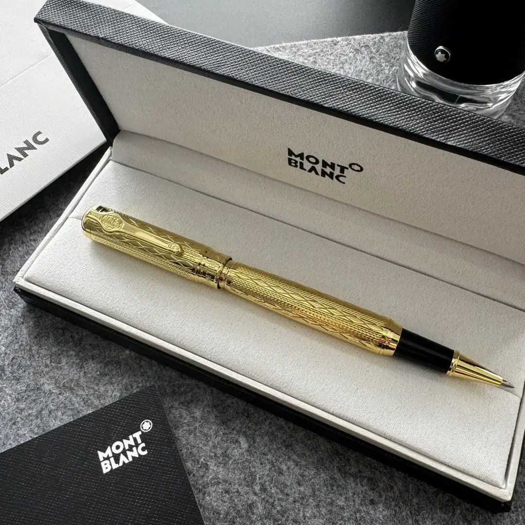 MONTBLANC  몽블랑   사인펜.