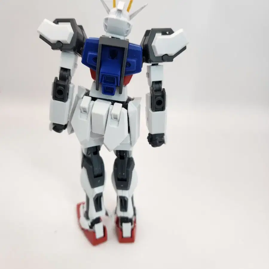 HG 스트라이크 건담+에일팩