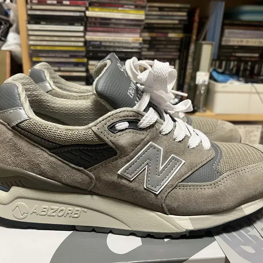 뉴발란스 U998GR 255사이즈