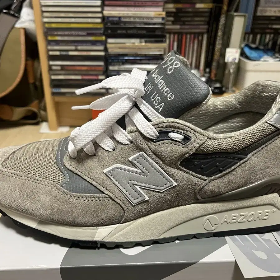 뉴발란스 U998GR 255사이즈