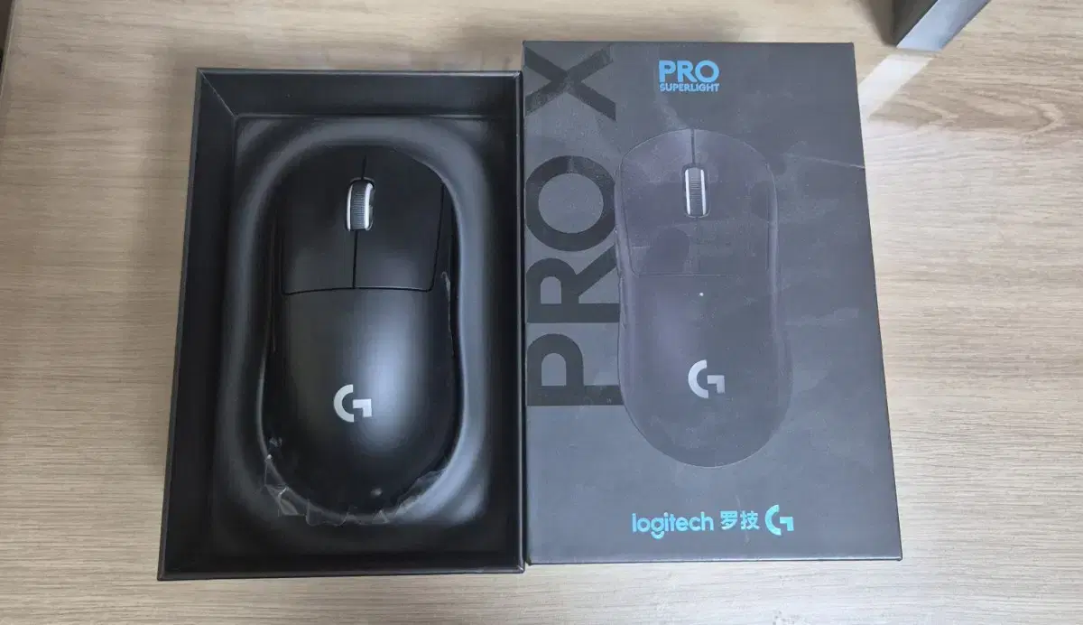 로지텍 G Pro X Superlight 블랙 1세대 판매합니다!