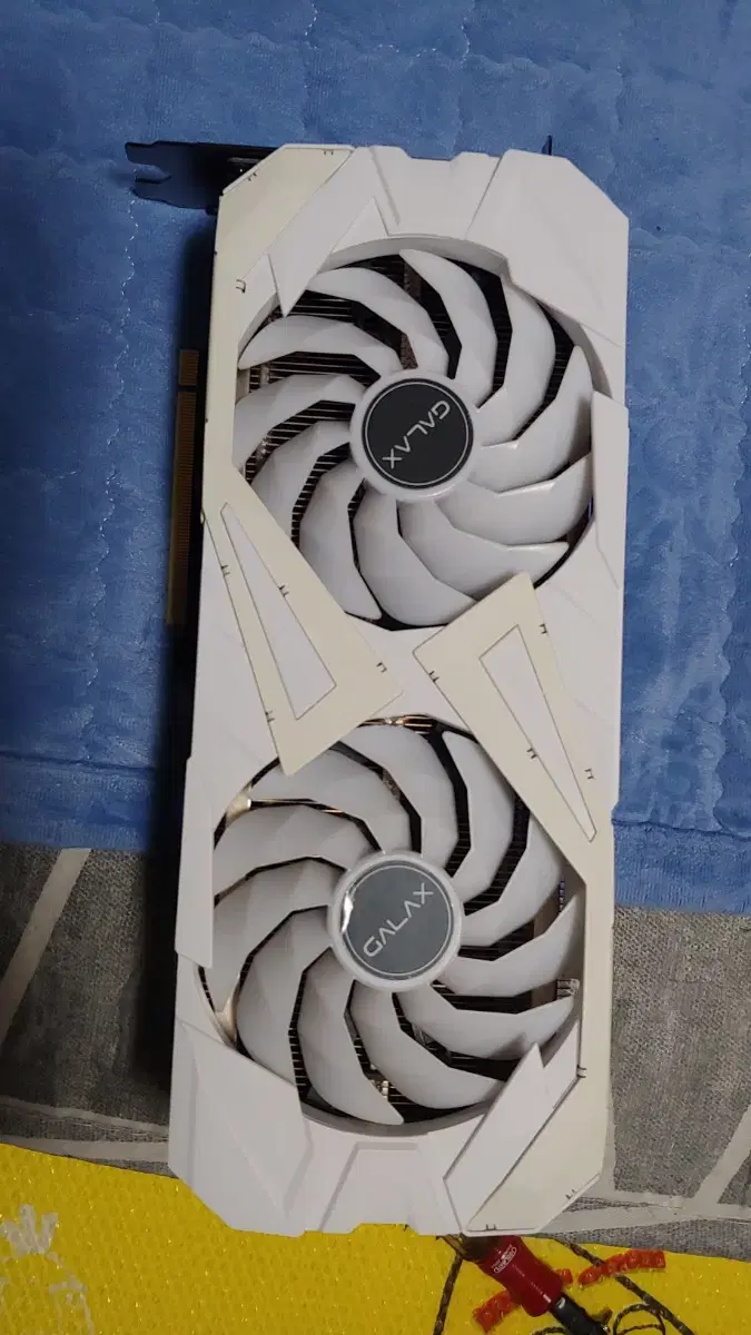 갤럭시 RTX3060TI WHITE (7420님 예약)