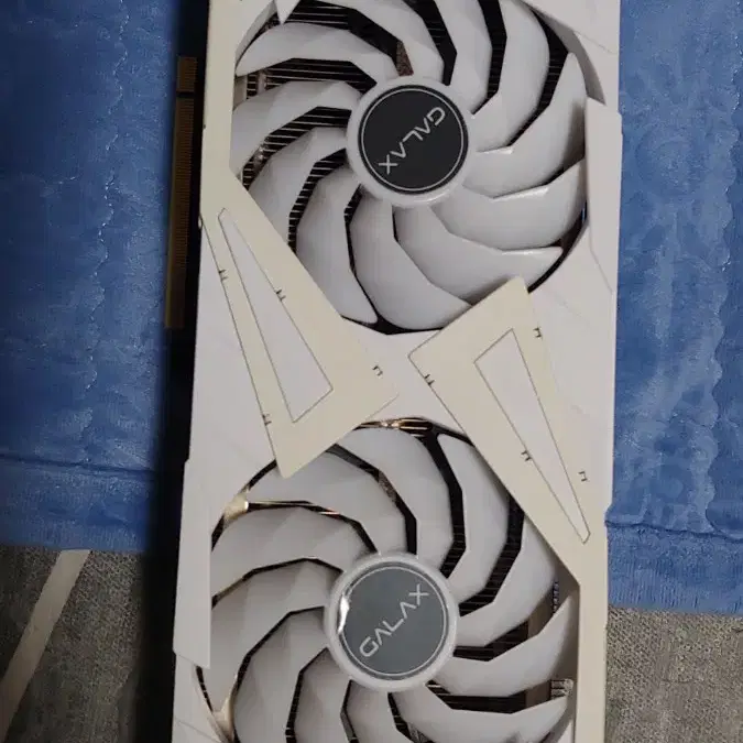 갤럭시 RTX3060TI WHITE (7420님 예약)