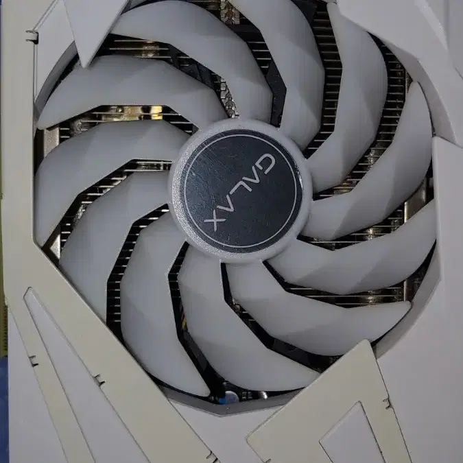 갤럭시 RTX3060TI WHITE (7420님 예약)