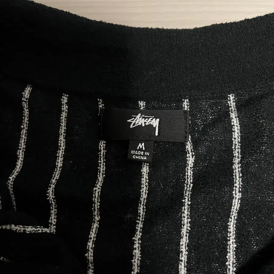 [M] 스투시 stussy zip polo 블랙 스트라이프 가디건